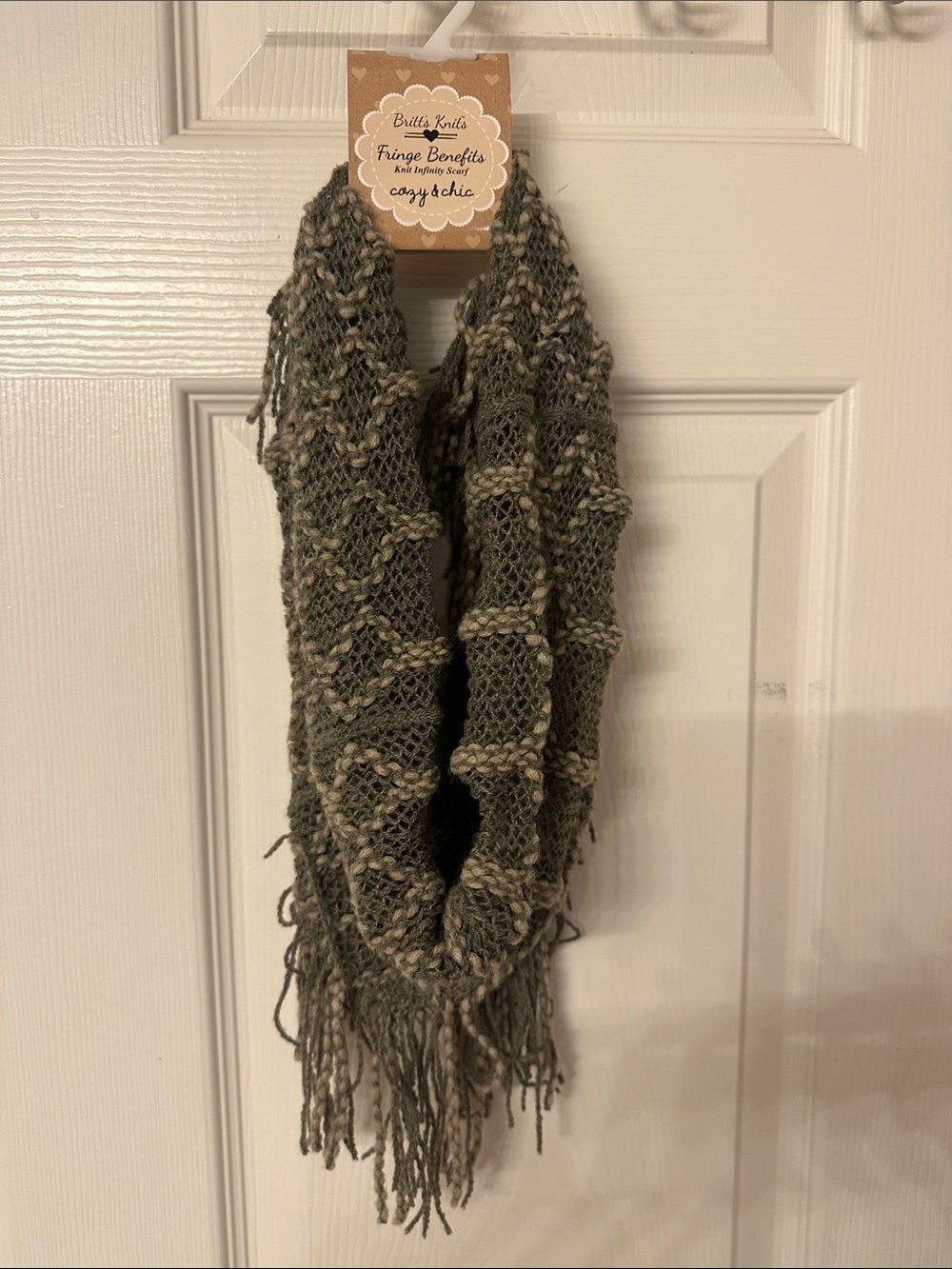 Fringe Knit Infinity Scarf in Gray